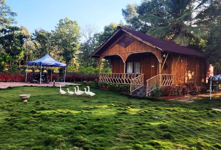 Arinaa Country Farms - Farmland project in Seegekote, Kanakapura